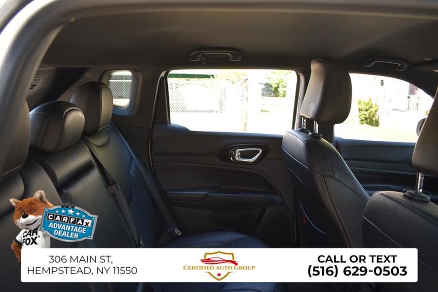 Used 2025 Jeep Compass Trailhawk AWD/4WD image 26