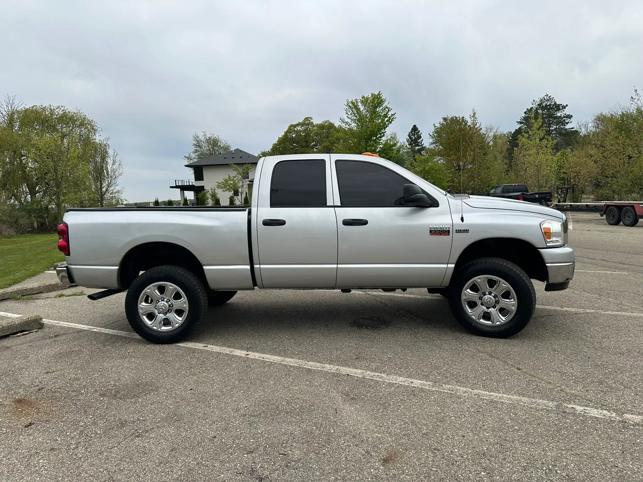 Used 2009 Dodge Ram 2500 Truck SLT w/ Trailer Tow Group AWD/4WD image 6