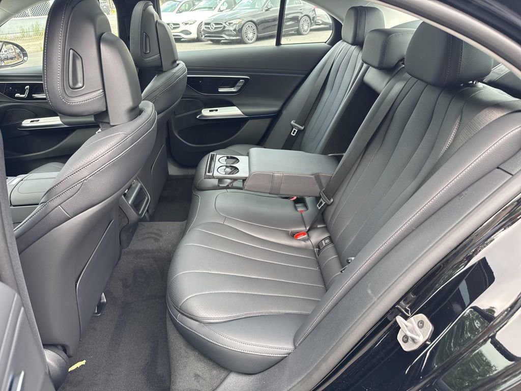 New 2026 Mercedes-Benz E 350 4MATIC Sedan image 18
