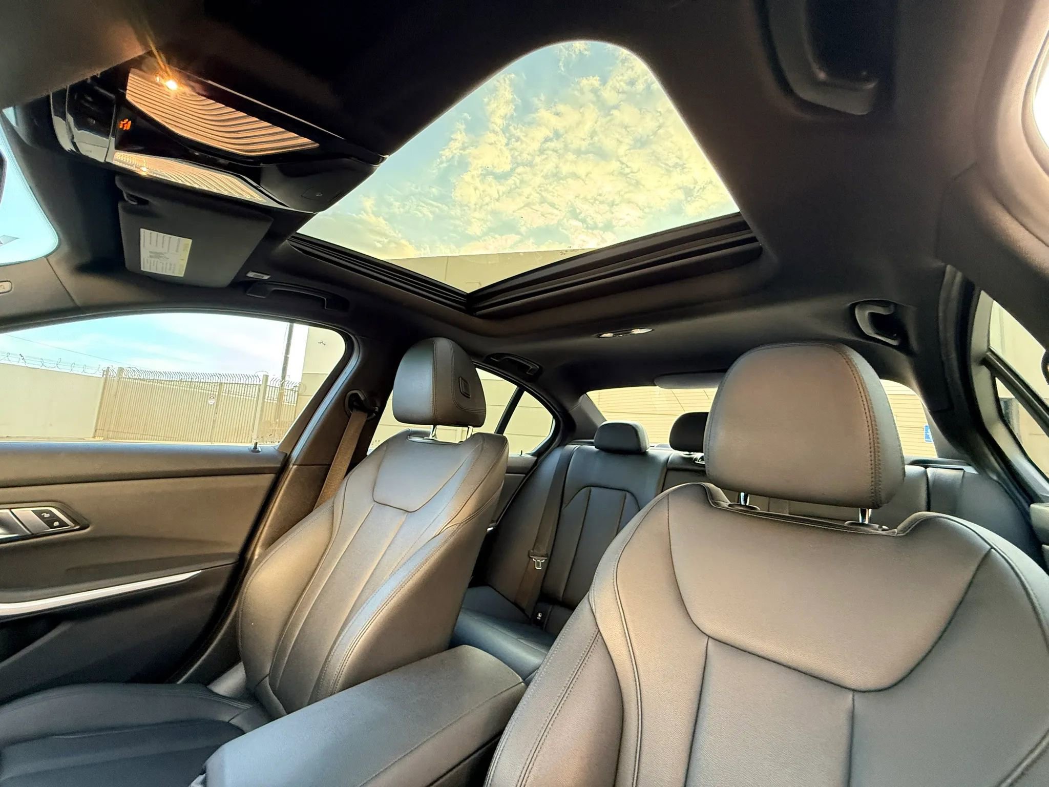 Used 2020 BMW 330i Sedan w/ Convenience Package image 33