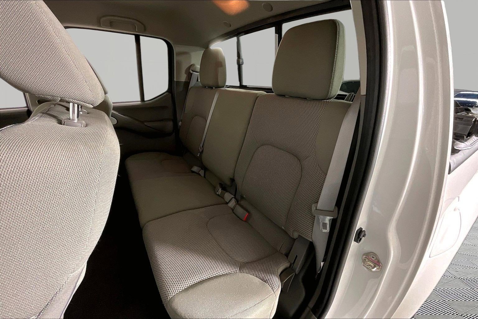 Used 2019 Nissan Frontier SV AWD/4WD image 27