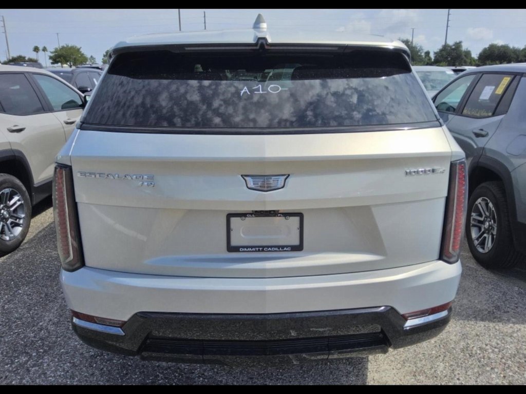 Used 2025 Cadillac Escalade IQ Sport 2 image 5