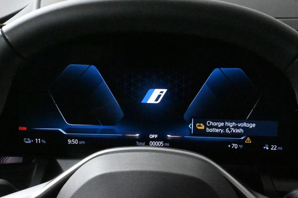 Used 2025 BMW i5 xDrive40 w/ Premium Package image 20