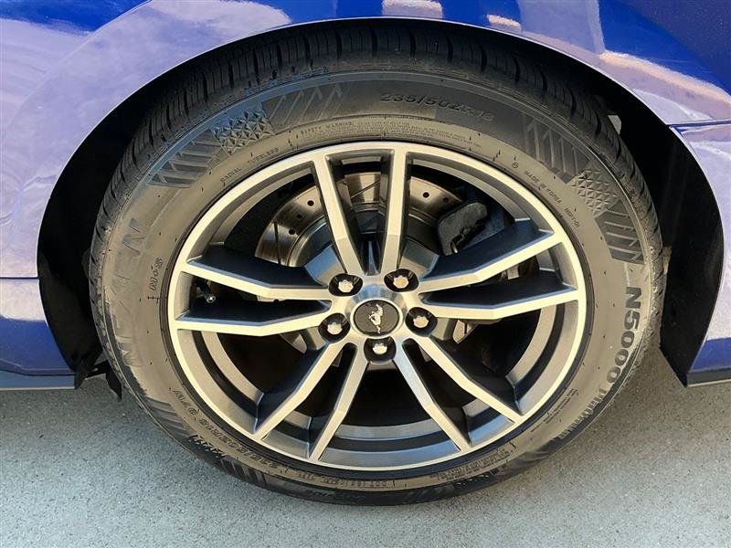 Used 2015 Ford Mustang Premium RWD image 23
