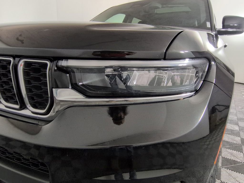 Used 2021 Jeep Grand Cherokee L Limited AWD/4WD image 15