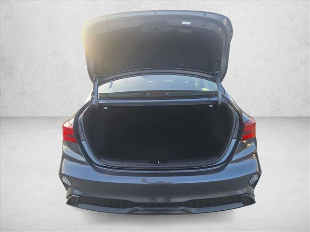 Used 2023 Kia Forte LXS image 17