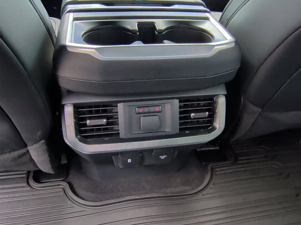 Certified 2025 Ford F150 Platinum w/ Equipment Group 702A High AWD/4WD image 13