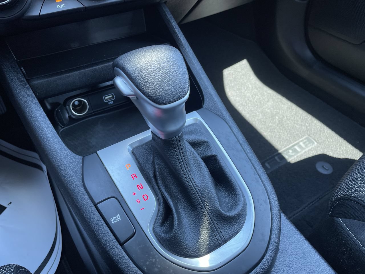 Used 2023 Kia Forte LXS FWD image 14
