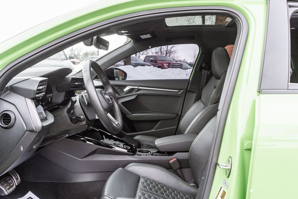 Used 2024 Audi RS 3 image 33