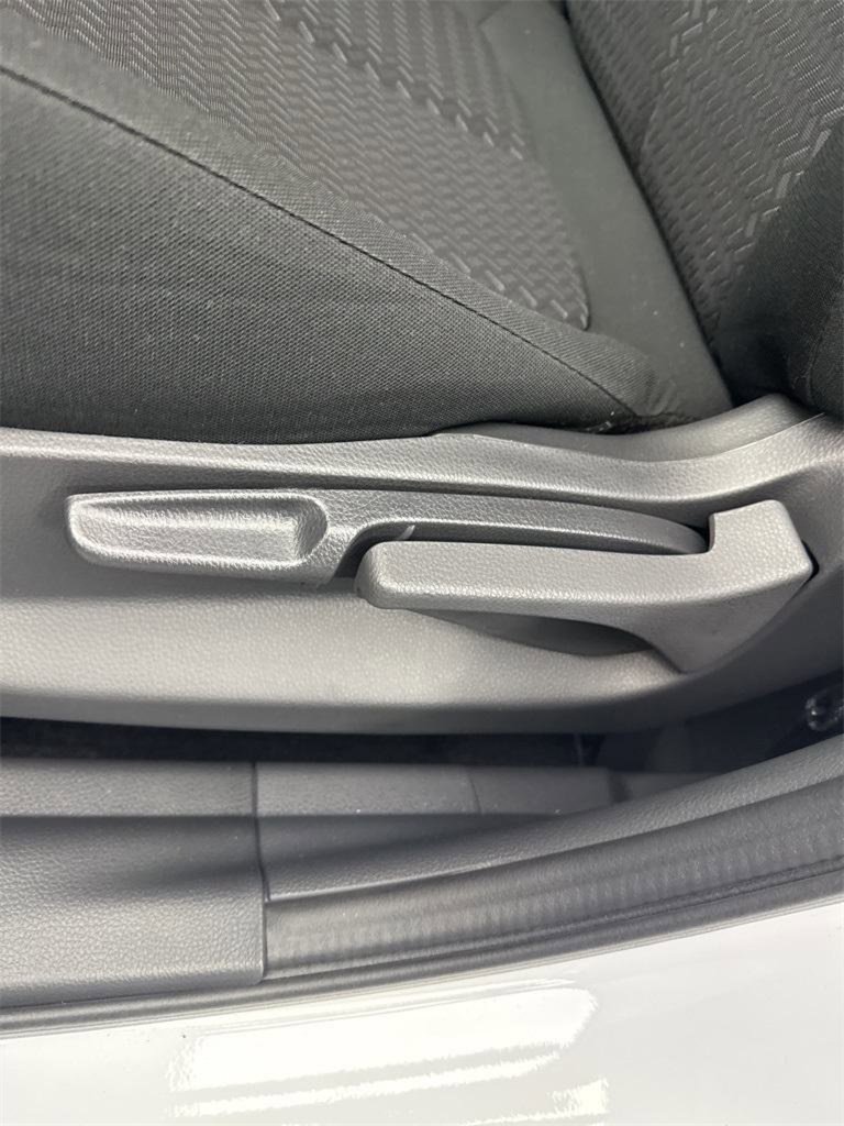 New 2026 Mitsubishi Eclipse Cross ES image 16