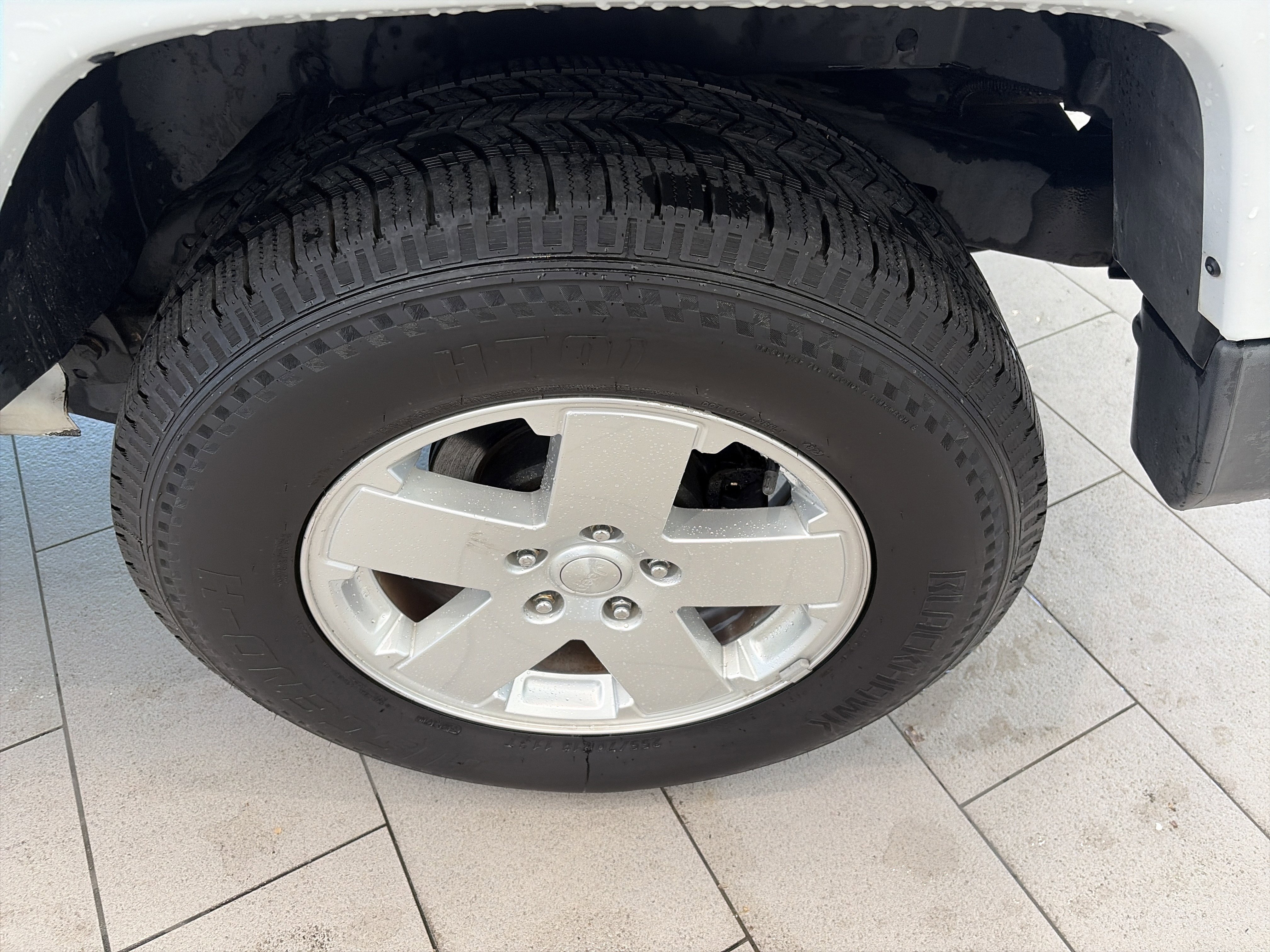 Used 2012 Jeep Wrangler Unlimited Sahara w/ Connectivity Group image 15