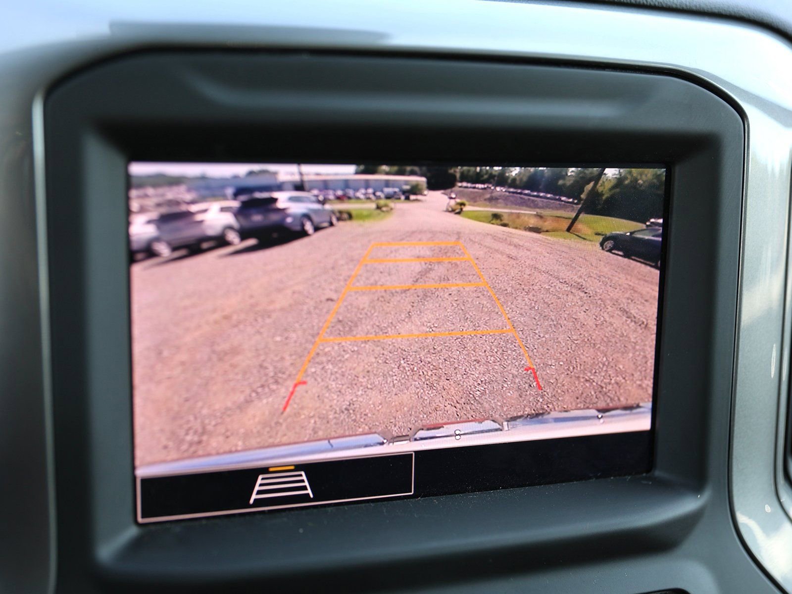 Used 2024 GMC Sierra 1500 Pro w/ Convenience Package image 5