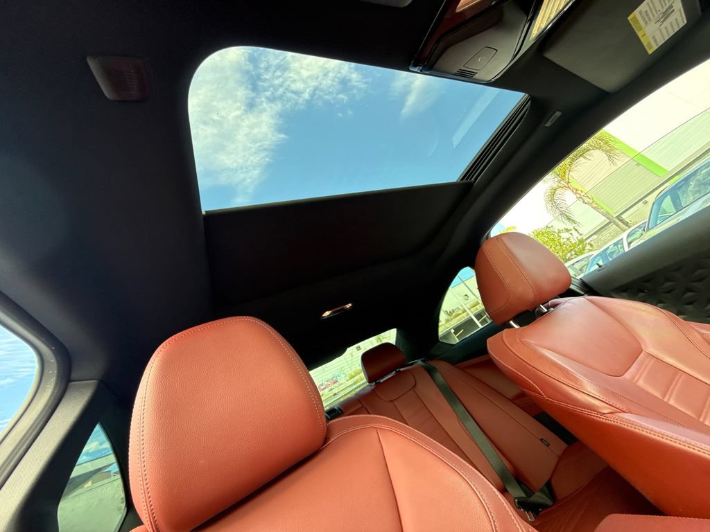 Used 2024 BMW 230i Coupe w/ Premium Package RWD image 14