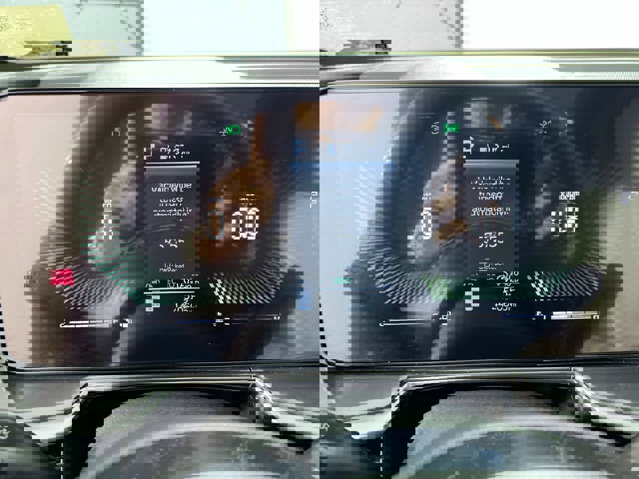 Certified 2025 Kia Sorento EX w/ Panoramic Sunroof Package image 20