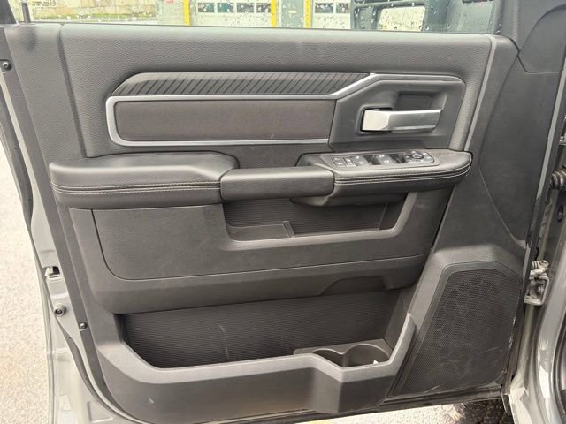 New 2026 RAM 2500 Big Horn AWD/4WD image 12