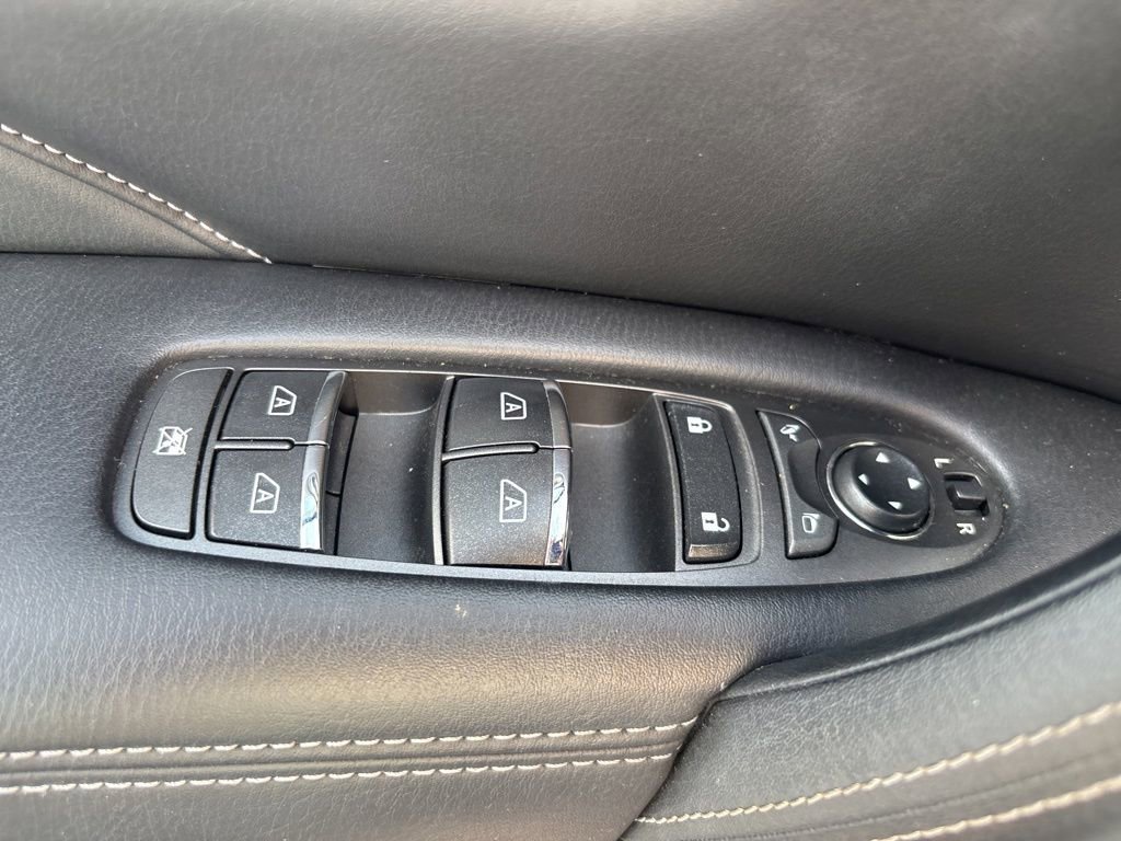 Used 2018 INFINITI QX80 2WD w/ Driver Assistance Package image 7
