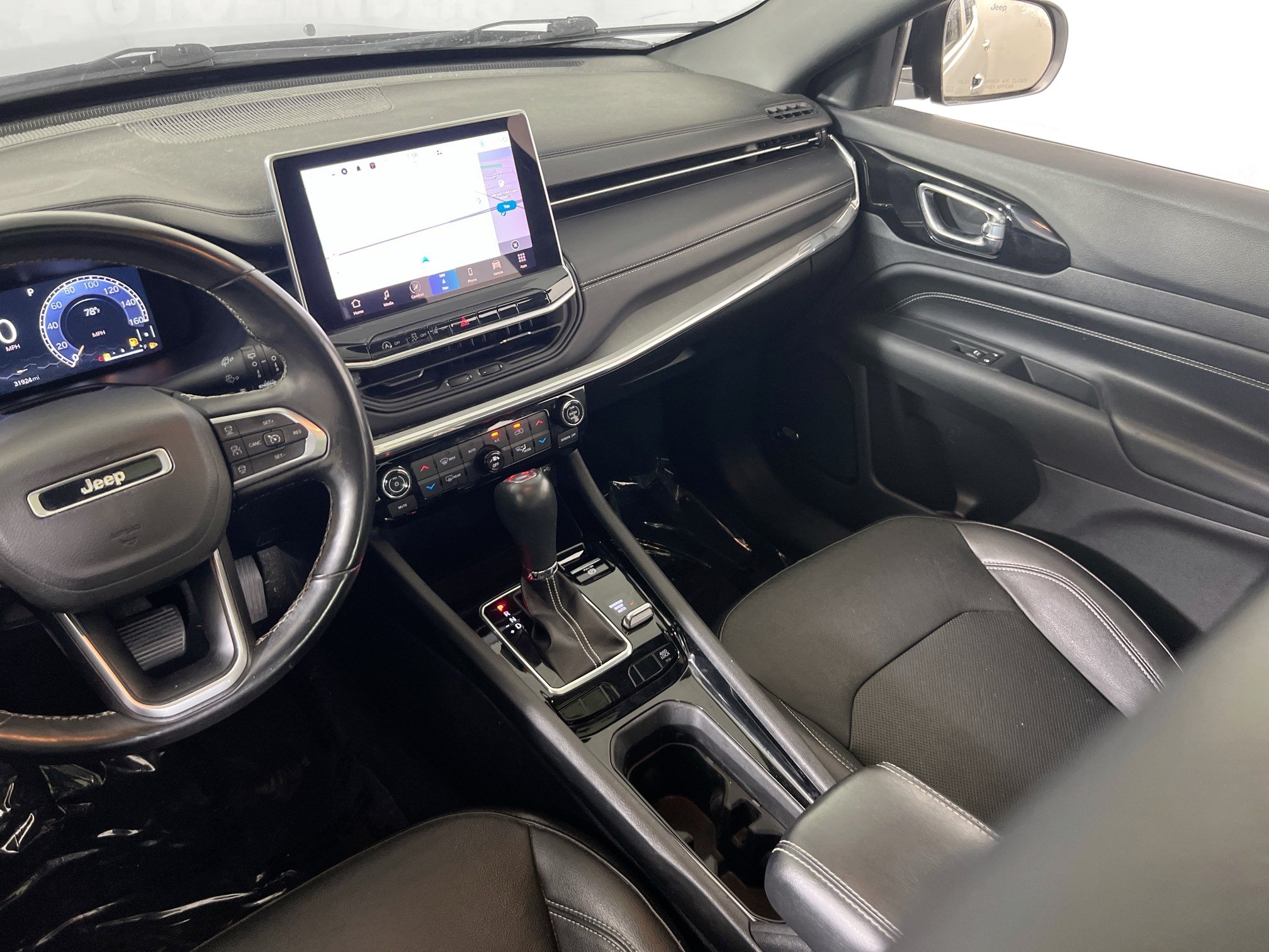 Used 2022 Jeep Compass High Altitude AWD/4WD image 23