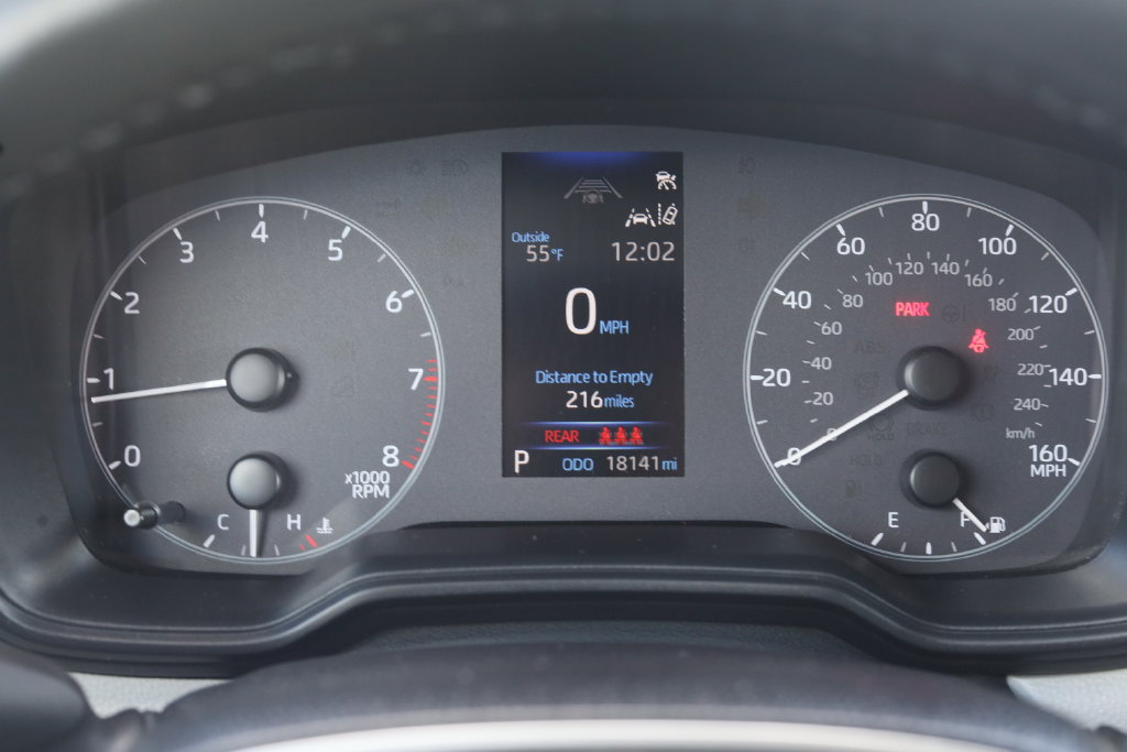 Used 2024 Toyota Corolla Cross LE AWD/4WD image 38