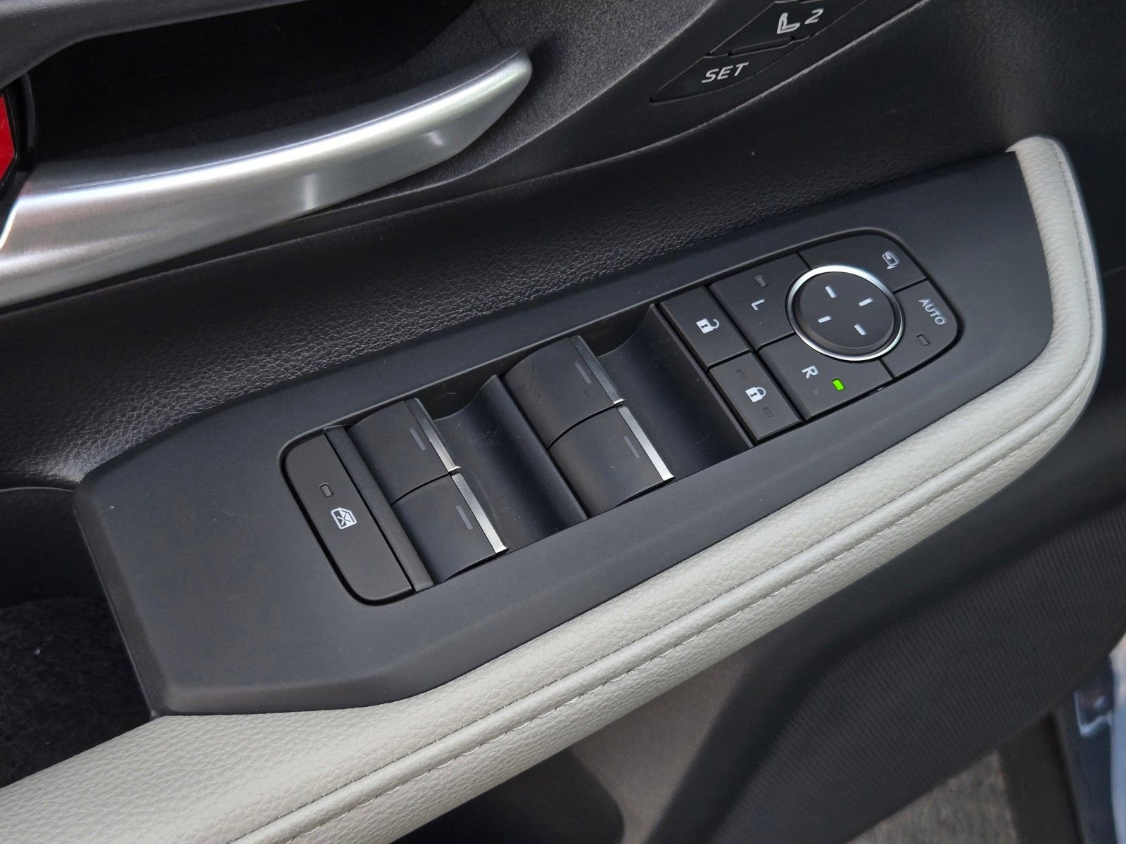 Certified 2026 Toyota Grand Highlander AWD Hybrid image 10