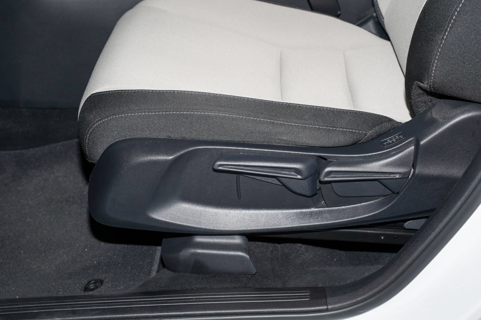 Certified 2024 Honda CR-V LX image 27