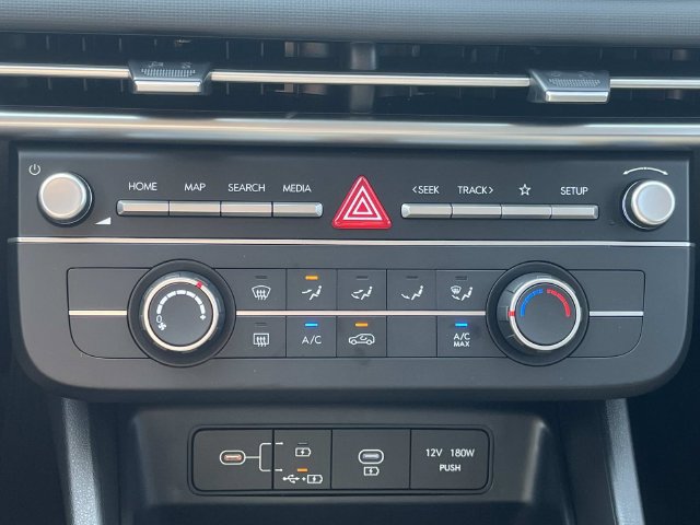 New 2026 Hyundai Tucson SE w/ Tow & Go Package FWD image 25
