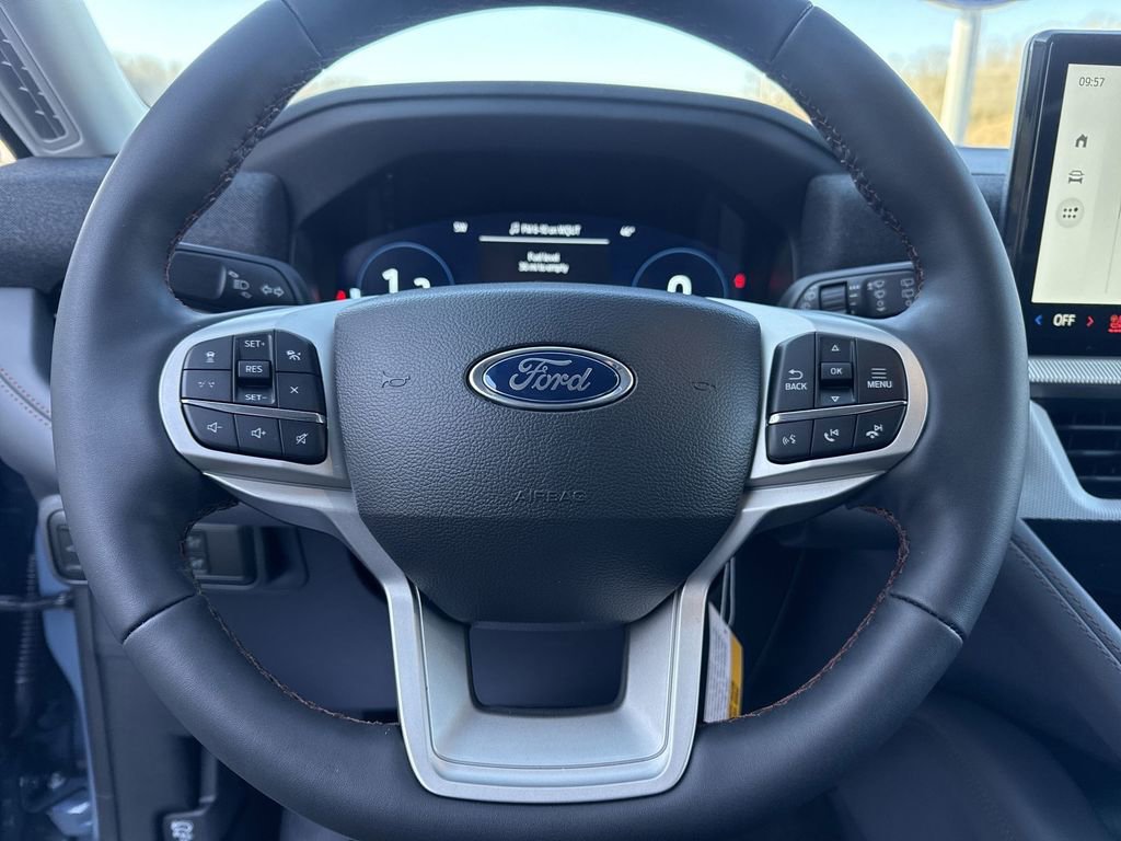 New 2026 Ford Explorer Active w/ Active Comfort Package AWD/4WD image 16