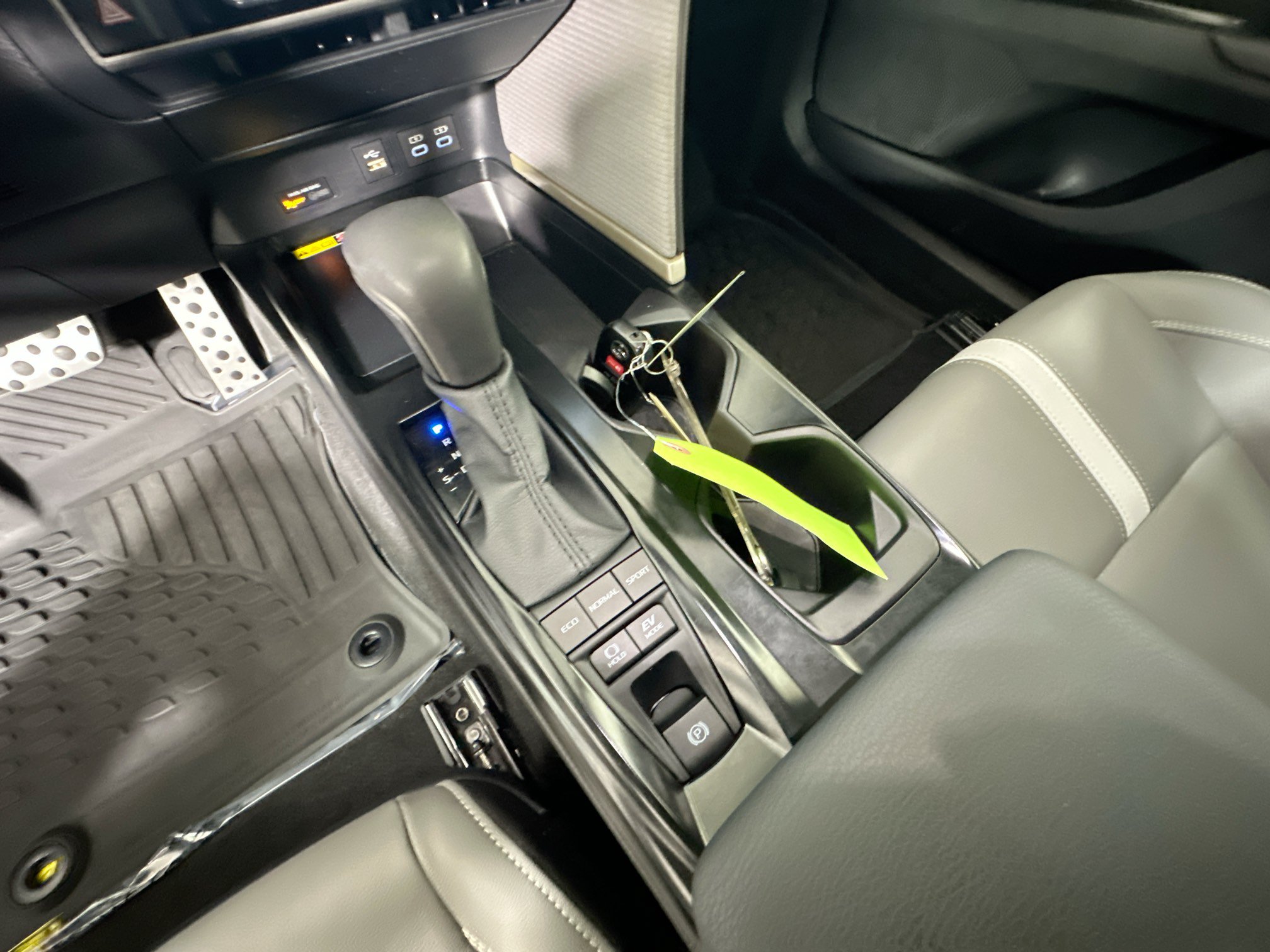 Certified 2026 Toyota Camry SE FWD image 22