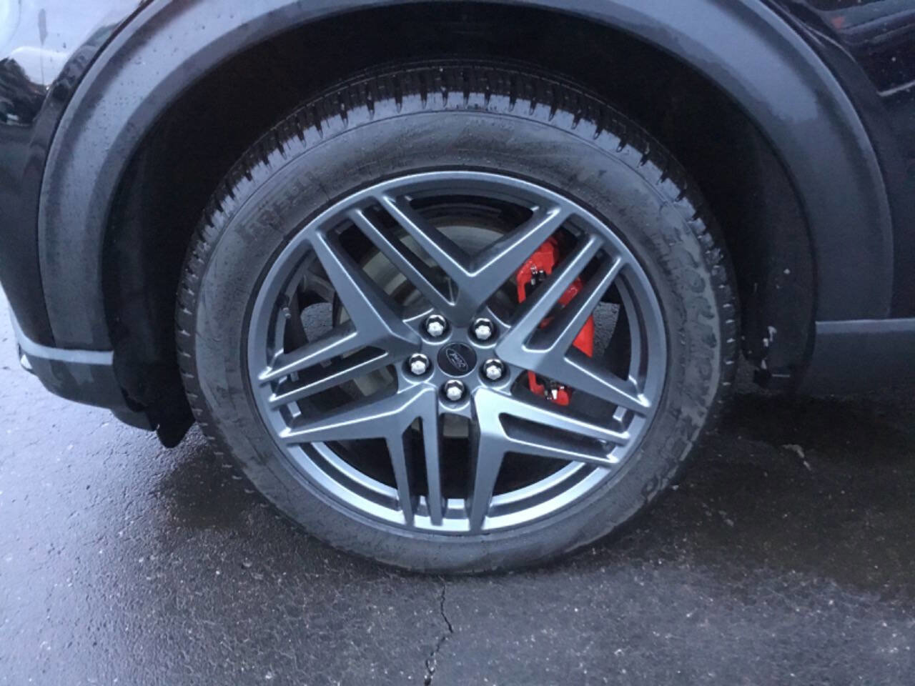 Used 2025 Ford Explorer ST-Line image 12