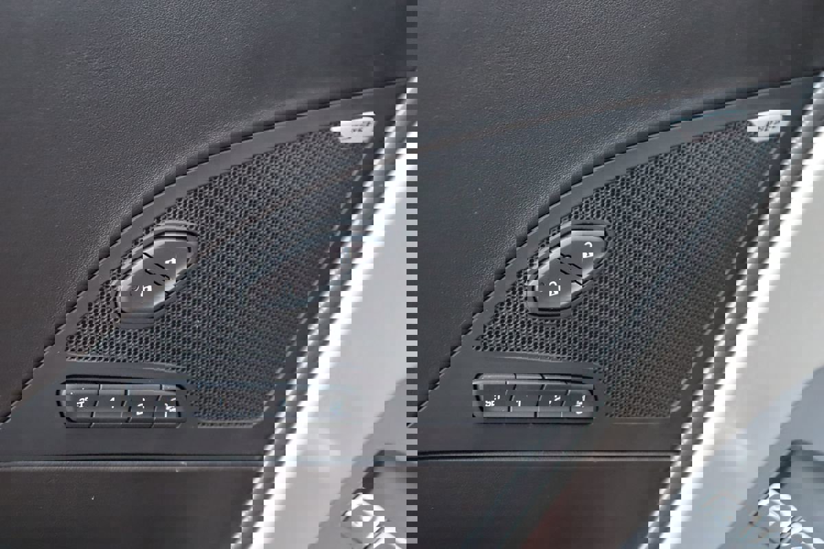 Used 2019 Chevrolet Corvette Stingray Coupe w/ 3LT Preferred Equipment Group image 35