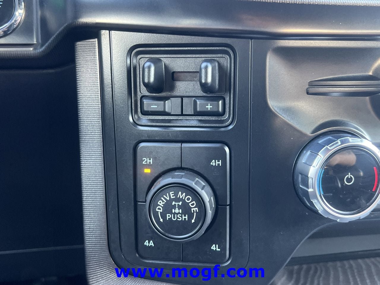 Used 2022 Ford F150 Platinum w/ Equipment Group 701A High image 10