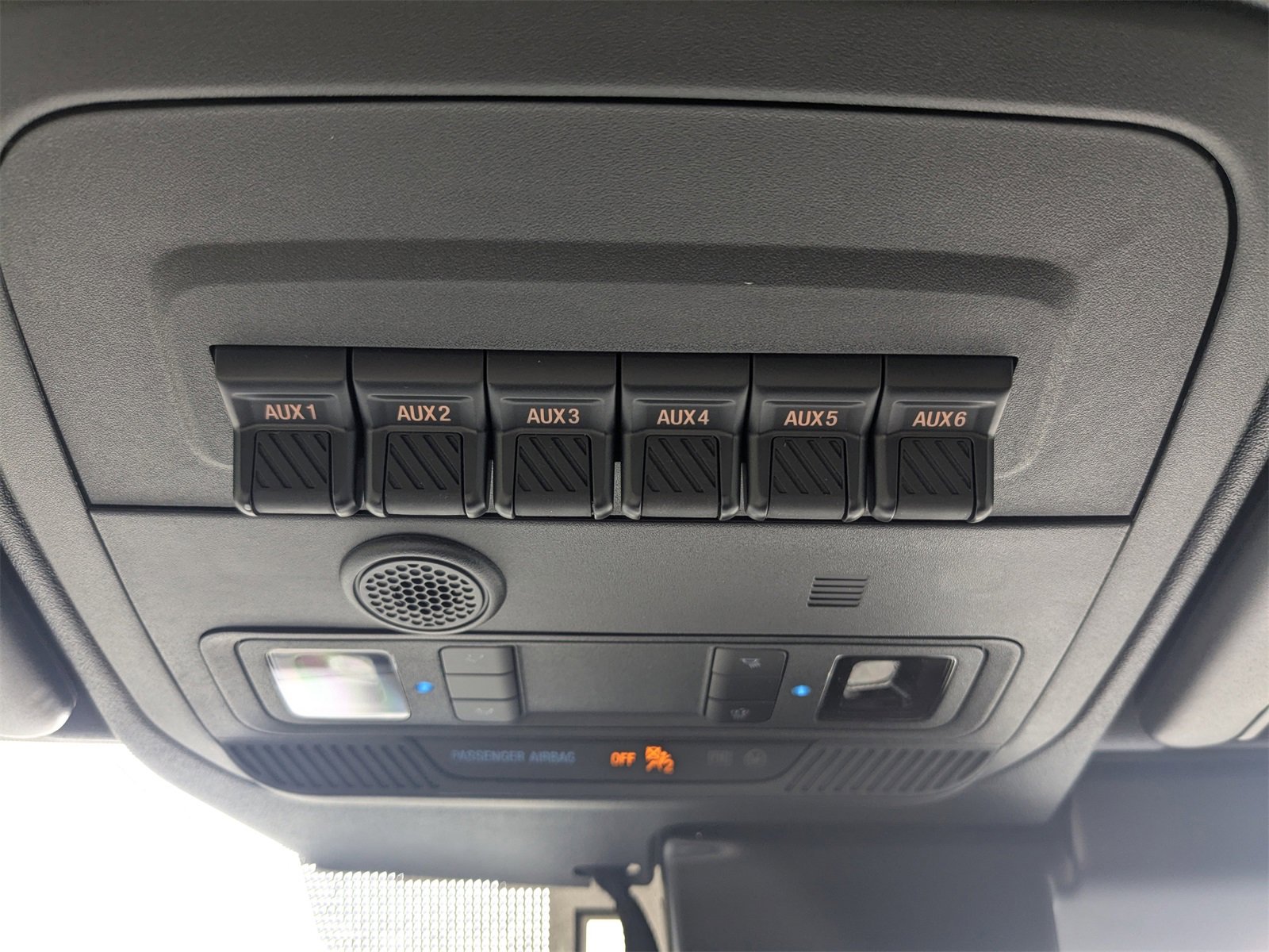 New 2025 Ford Bronco Badlands image 11