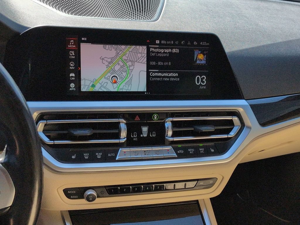 Used 2022 BMW 330i Sedan w/ M Sport Package RWD image 23