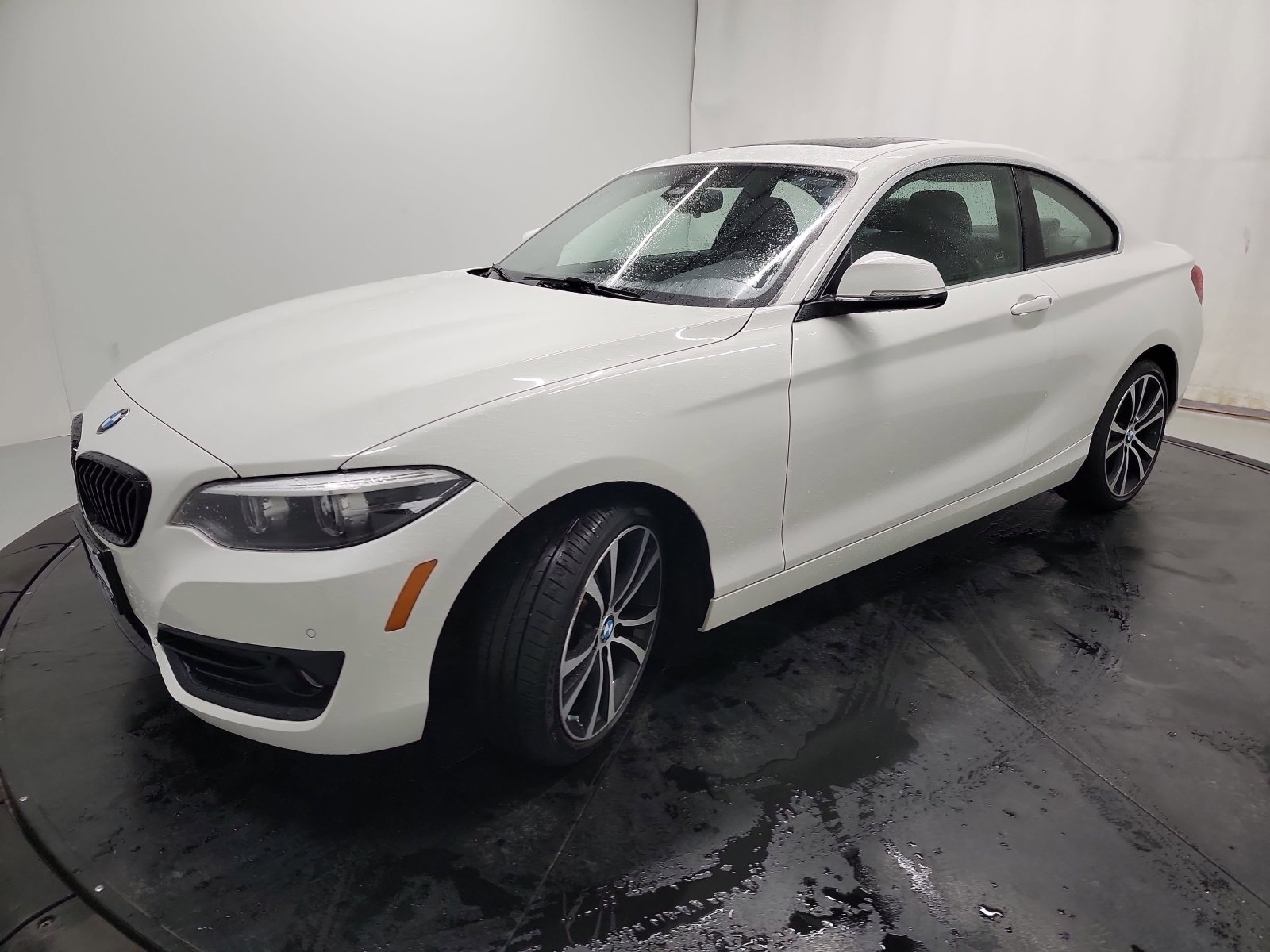 Used 2020 BMW 230i xDrive Coupe w/ Convenience Package image 3