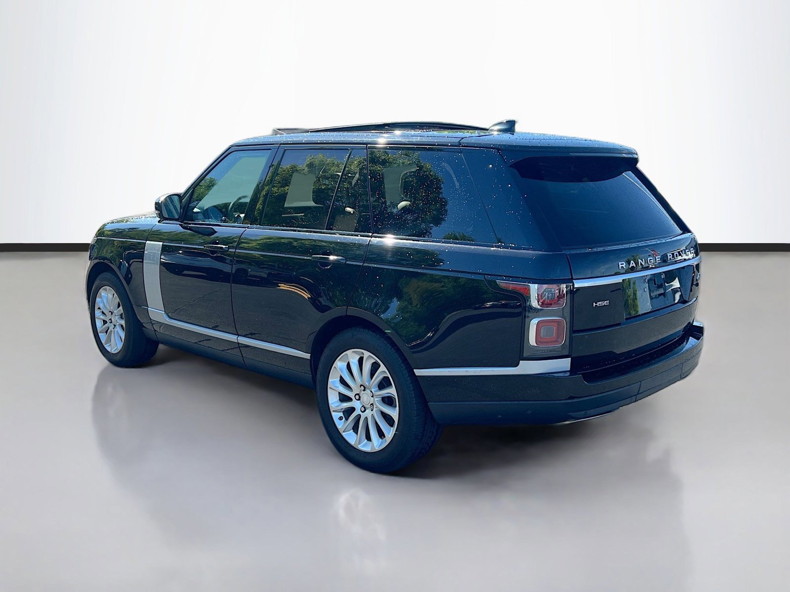 Used 2019 Land Rover Range Rover HSE AWD/4WD image 5