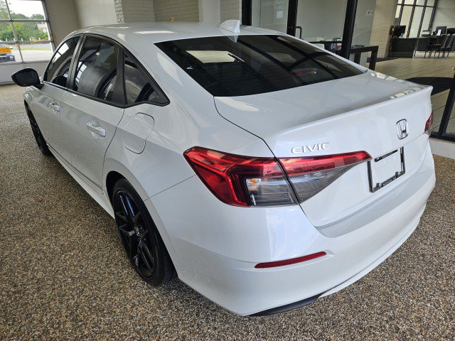 Used 2022 Honda Civic Sport image 3