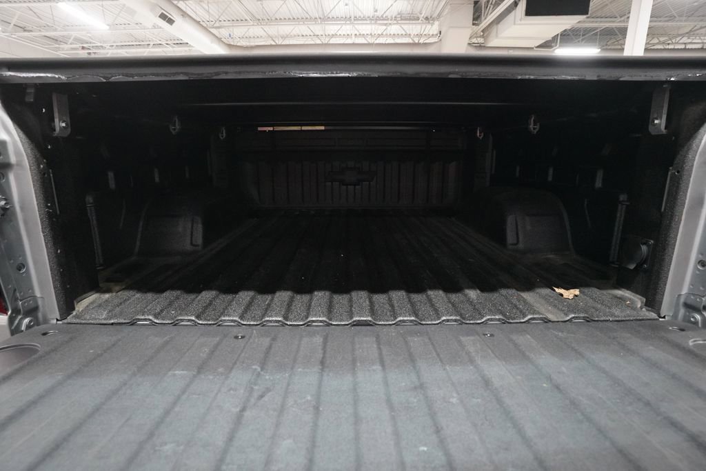 Certified 2024 Chevrolet Silverado 1500 RST AWD/4WD image 9