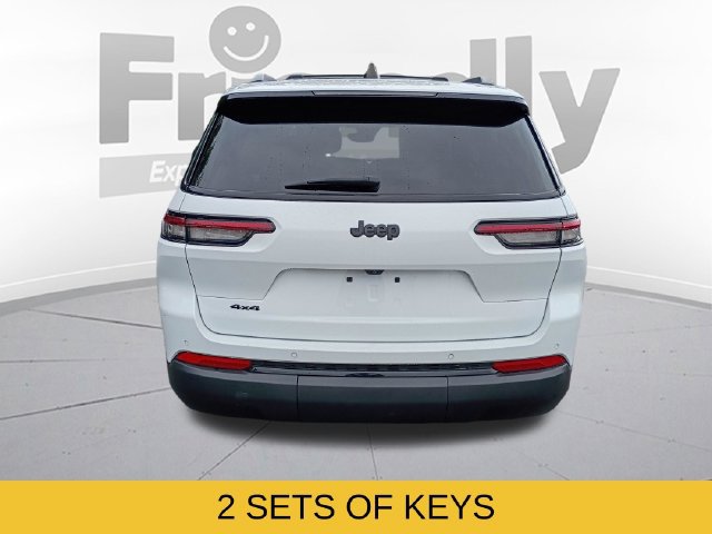 Used 2023 Jeep Grand Cherokee L Laredo AWD/4WD image 6