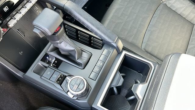 New 2026 Toyota 4Runner TRD Off-Road Premium AWD/4WD image 14