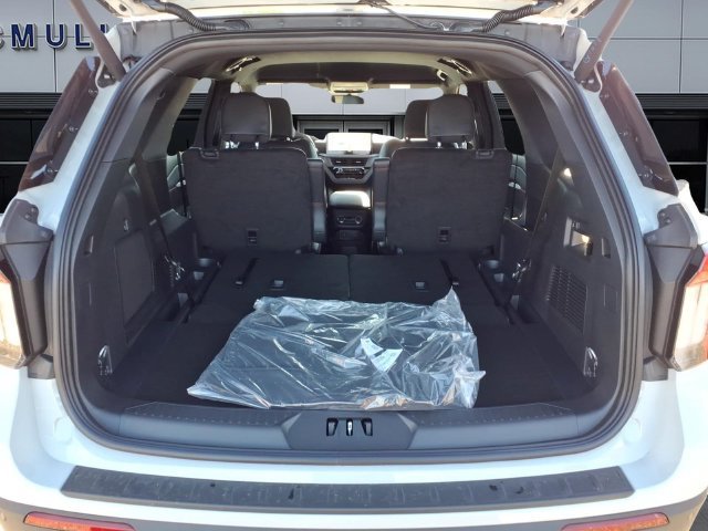 New 2027 Ford Explorer ST-Line AWD/4WD image 10