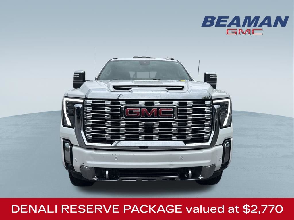 Used 2024 GMC Sierra 2500 Denali w/ Denali Reserve Package AWD/4WD image 2