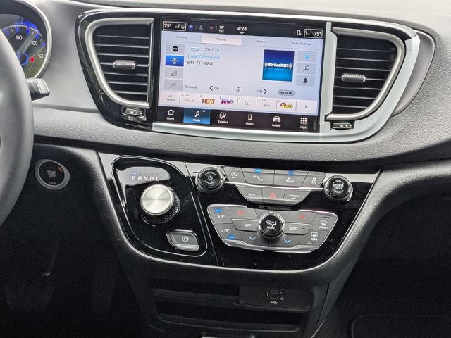 New 2026 Chrysler Voyager LX FWD image 18