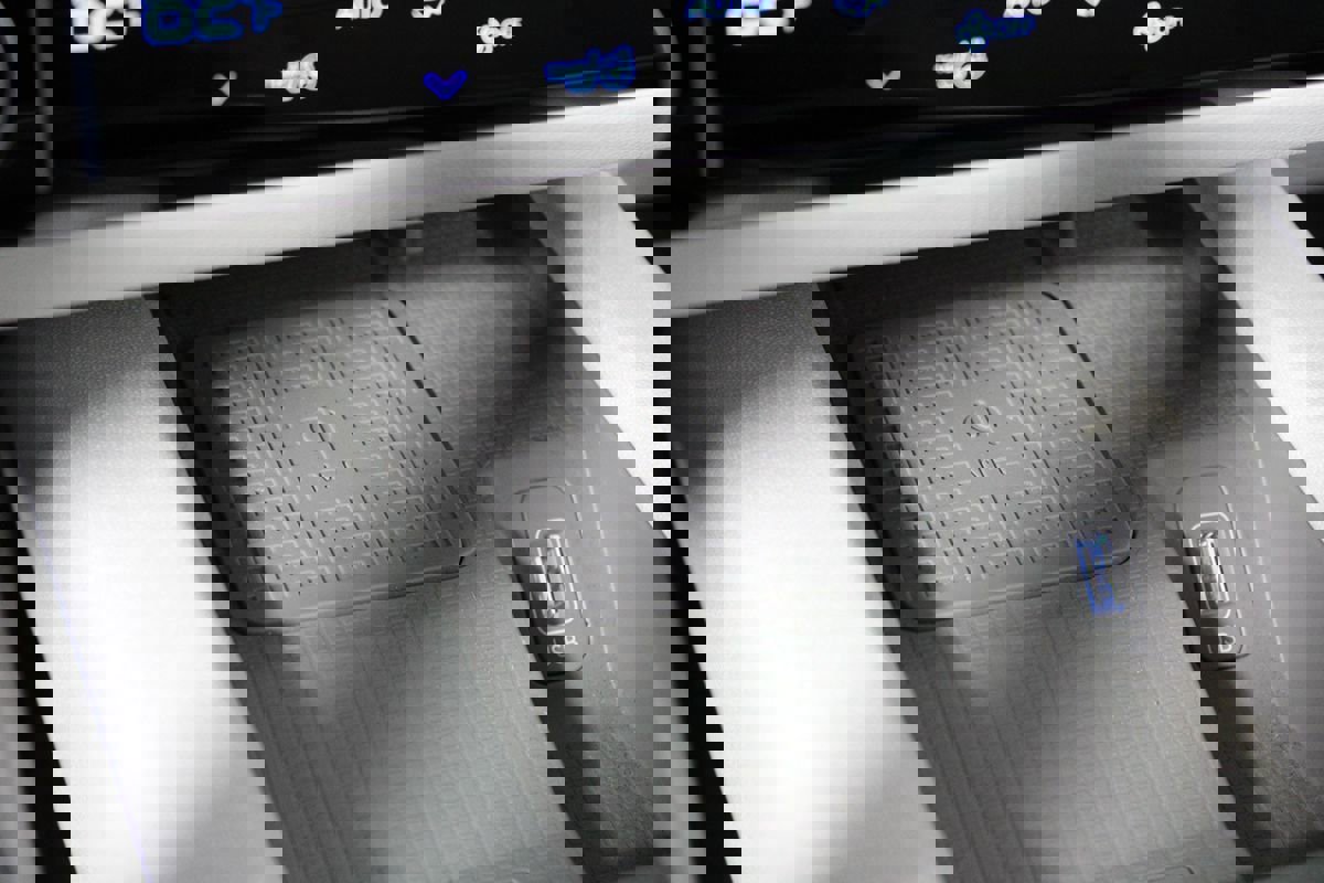 Used 2024 Hyundai Ioniq 6 Limited image 12