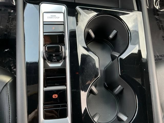 Certified 2024 Volkswagen Atlas Cross Sport SEL AWD/4WD image 29