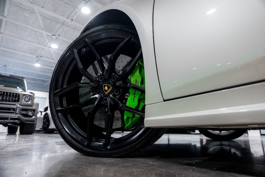 Used 2016 Lamborghini Huracan LP 610-4 AWD/4WD image 78