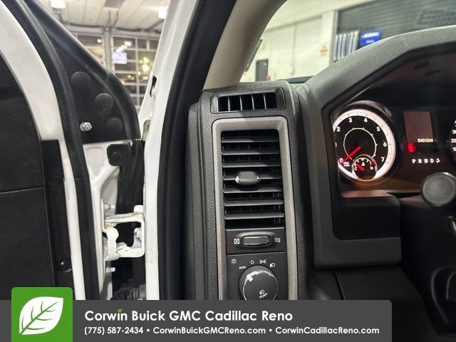 Used 2016 RAM 1500 Express AWD/4WD image 15