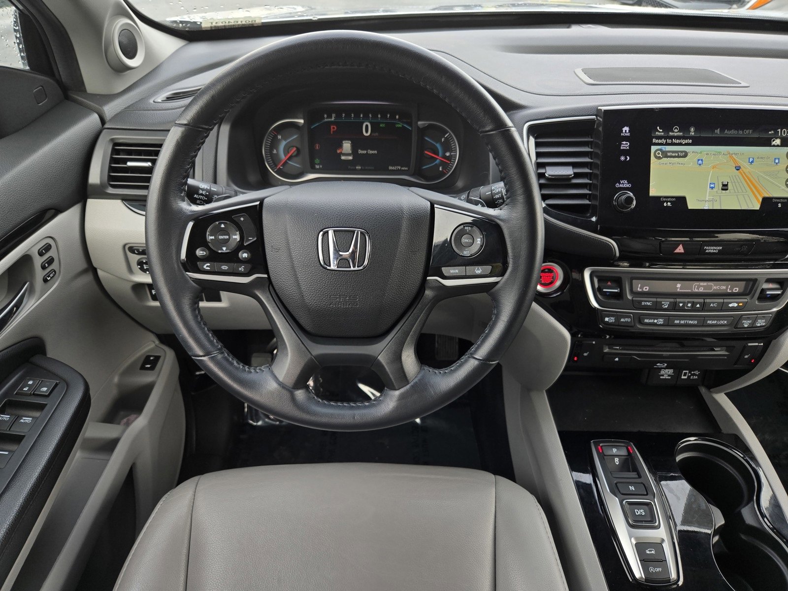 Used 2022 Honda Pilot Touring image 13