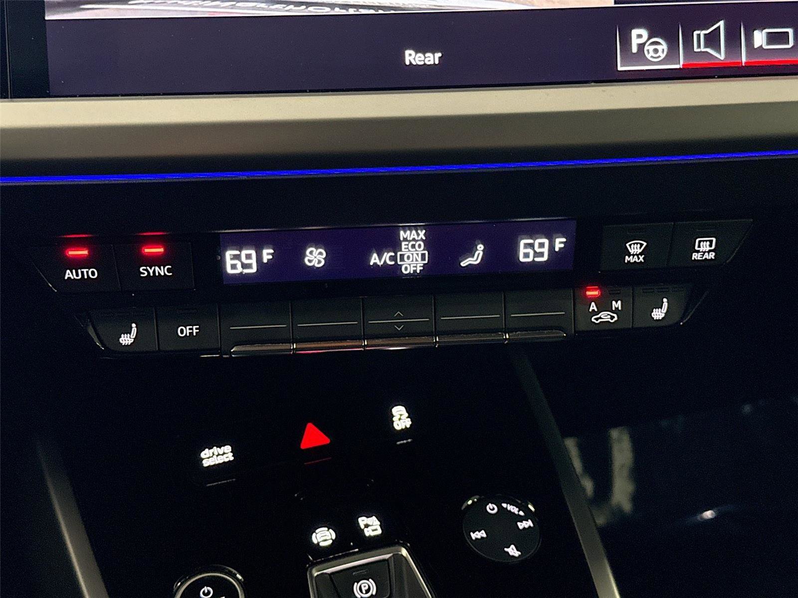 Certified 2023 Audi Q4 e-tron Premium Plus w/ Premium Plus RWD image 16