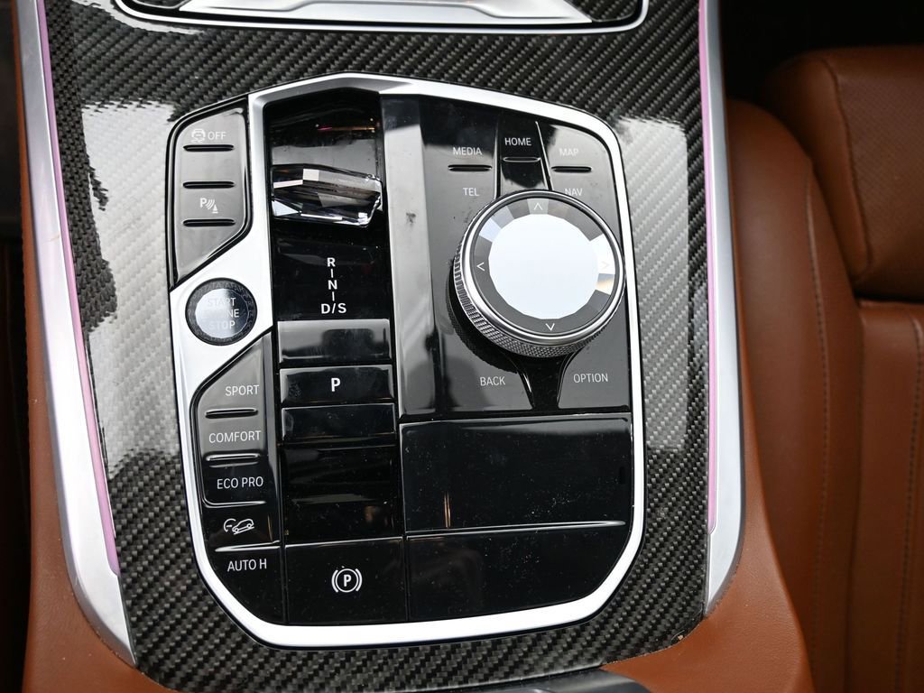 Used 2024 BMW X5 M60i AWD/4WD image 24