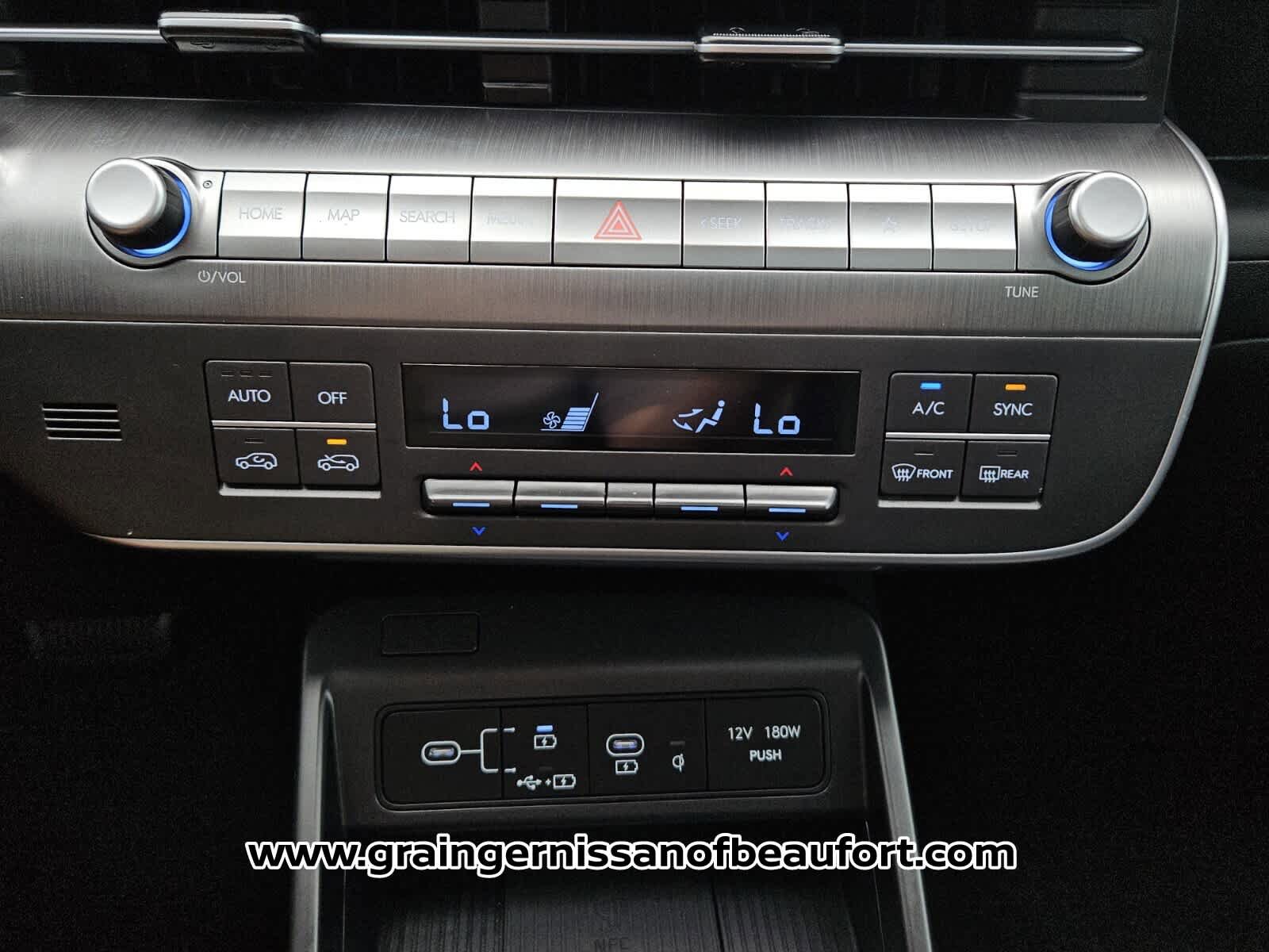 Used 2024 Hyundai Kona Limited FWD image 10