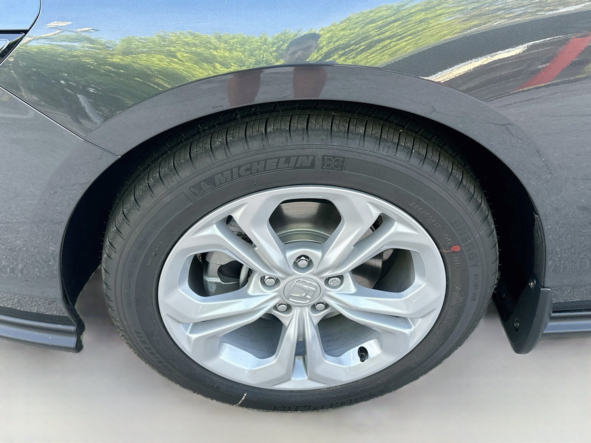 Used 2025 Honda Accord LX image 24